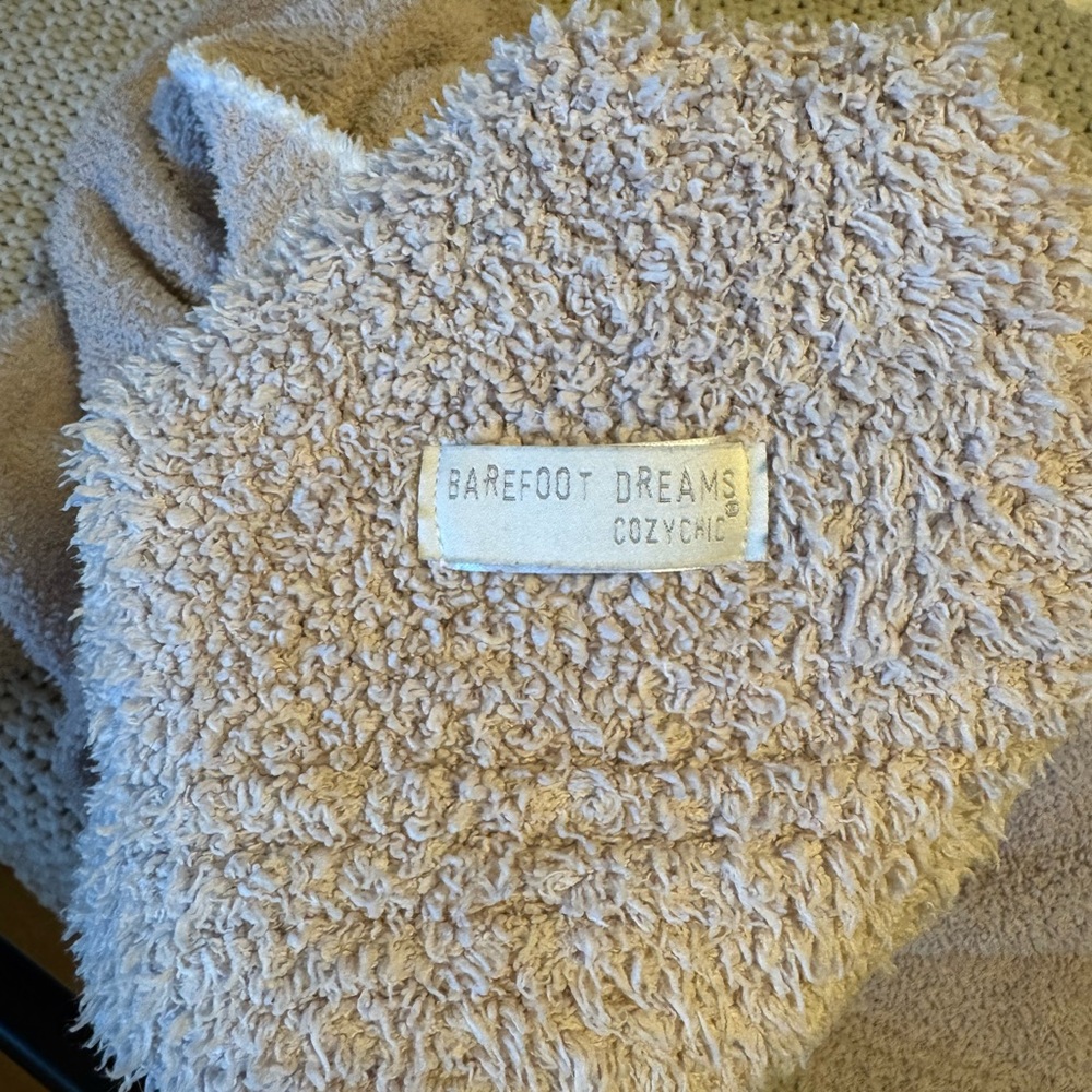 Barefoot Dreams CozyChic Cream Throw